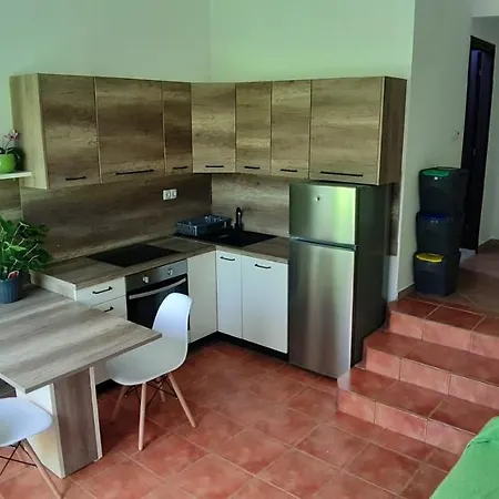 Apartman In Rab Town Exterior photo